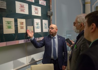 Музей истории денег АО «Гознак» приглашает в путешествие по городам на банкнотах и монетах
