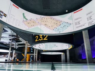 Выставка к 100-летию гражданской авиации России