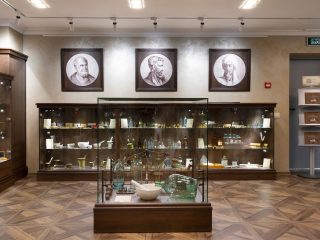 Экспозиция музея и библиотека