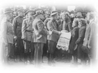 Прошлое порой скрывает куда больше, чем будущее