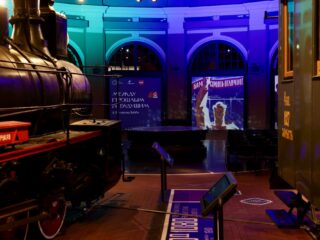 Слышишь, время гудит – БАМ!