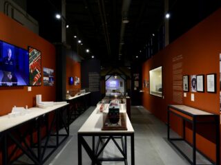 Слышишь, время гудит – БАМ!