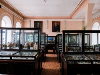 Научно-учебный геологический музей