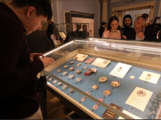 К 80-летию Победы: Гознак показывает боевые и трудовые награды XX века