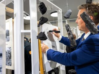 Открытие фотовыставки «БЕРЕГИГОРОД» в музейно-выставочном центре ПНТЗ